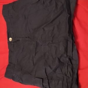 Black mid rise skort
